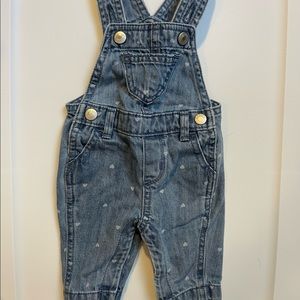 Old navy girl 0-3 month Jean overalls with white hearts great condition
